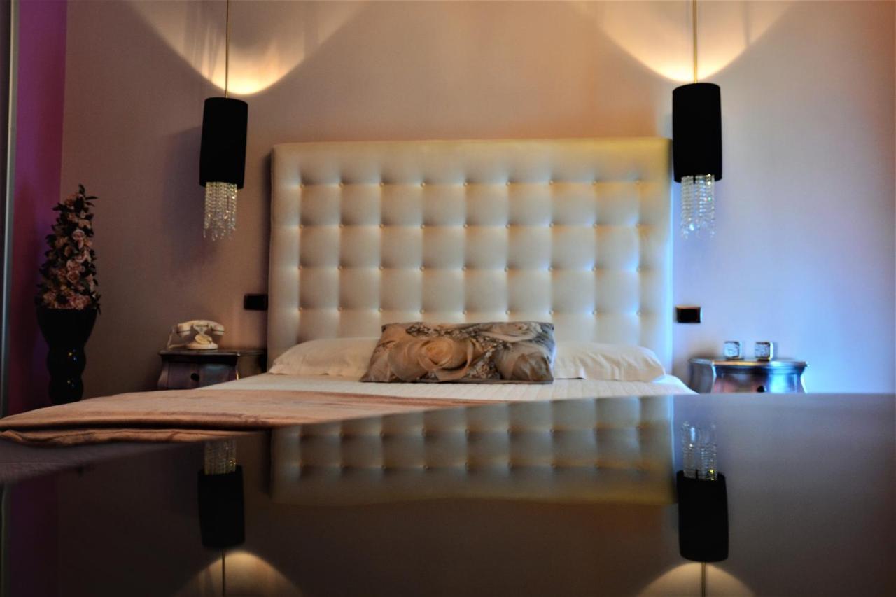Hotel In - Lounge Room Cazzago  Екстериор снимка