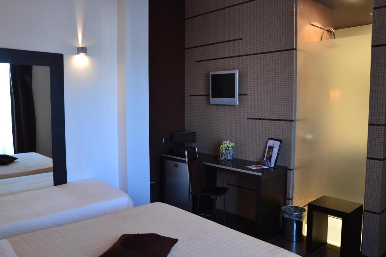 Hotel In - Lounge Room Cazzago  Екстериор снимка