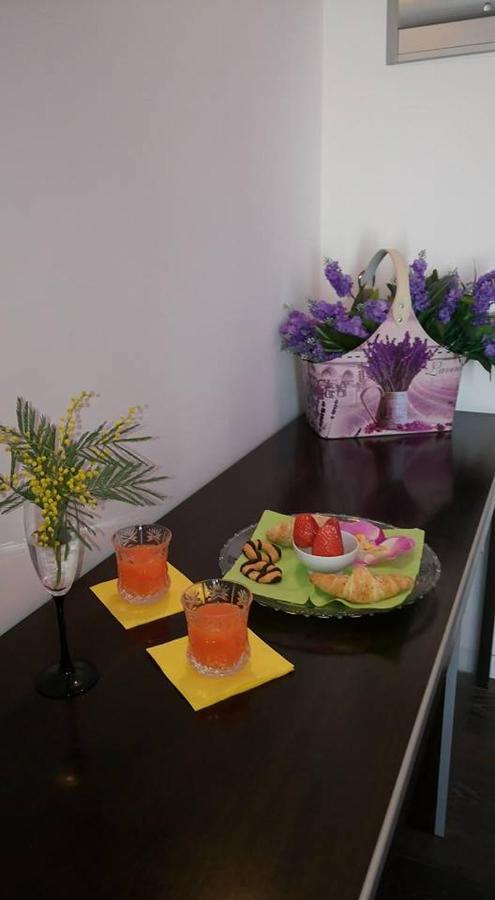 Hotel In - Lounge Room Cazzago  Екстериор снимка