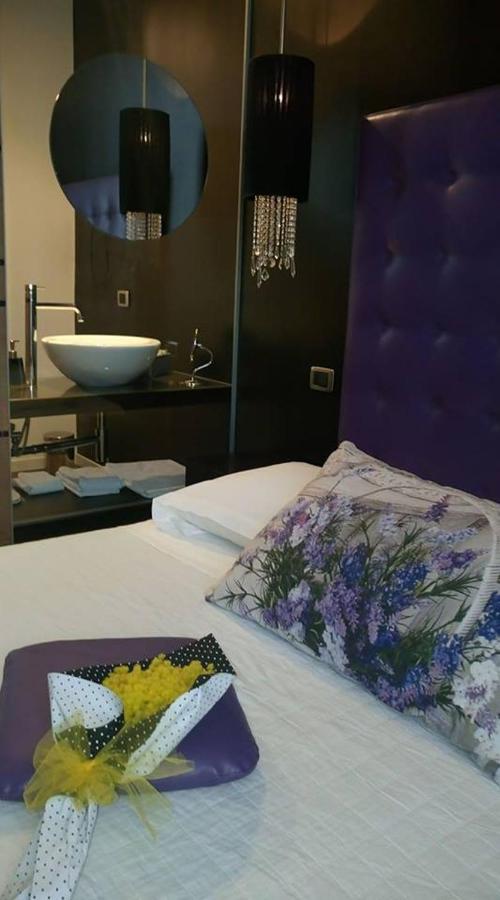 Hotel In - Lounge Room Cazzago  Екстериор снимка