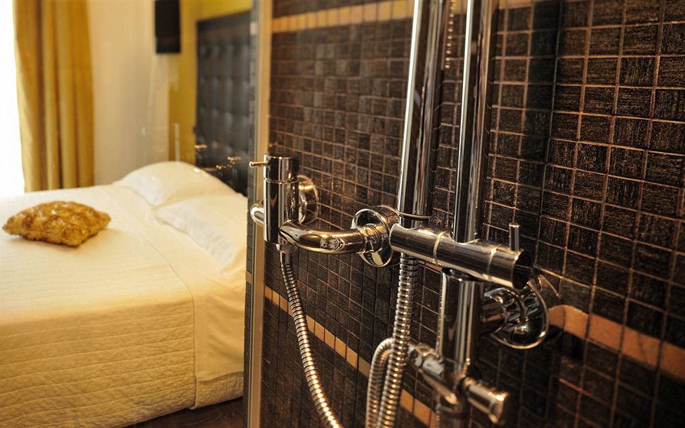 Hotel In - Lounge Room Cazzago  Екстериор снимка